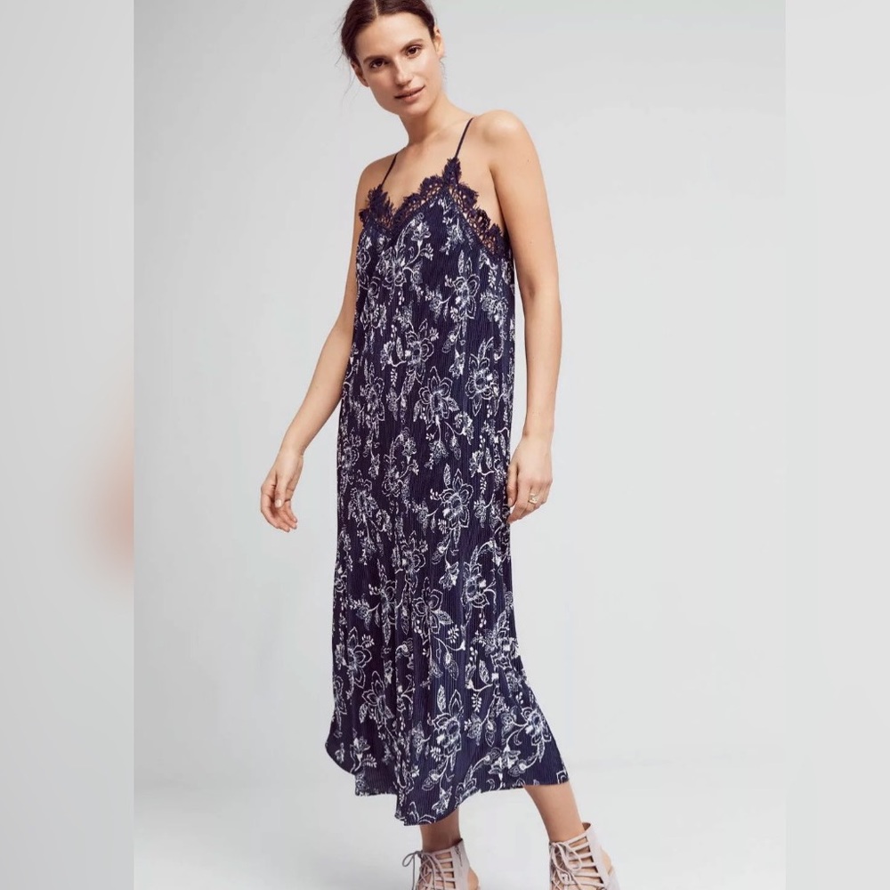 moon river marsilea dress midi lace crochet v-neck NEW lettuce hem